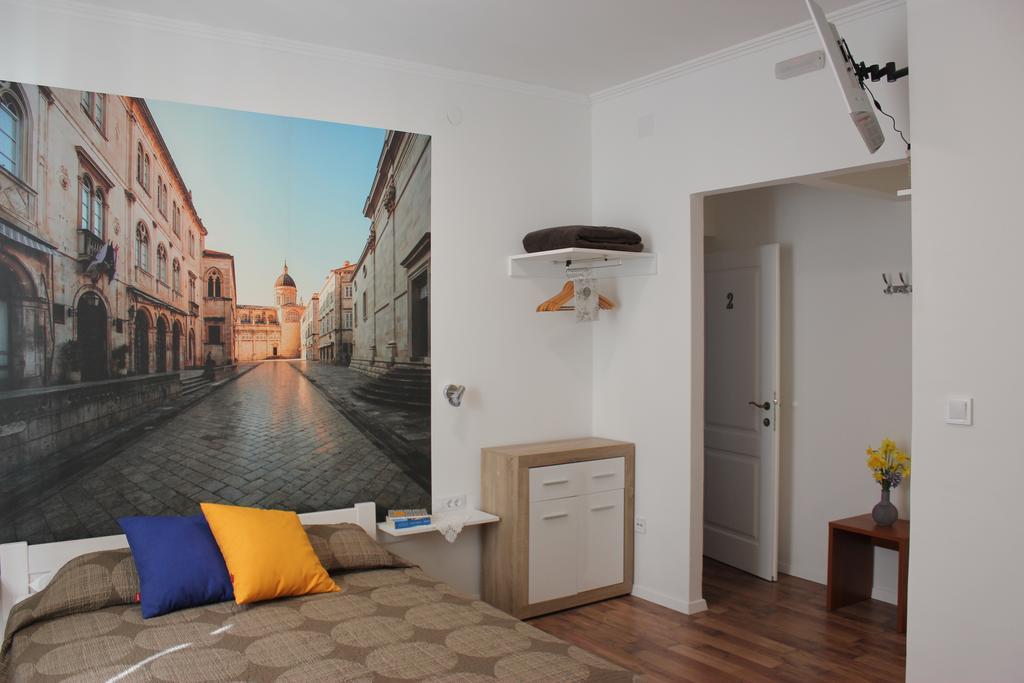 Break Apartment